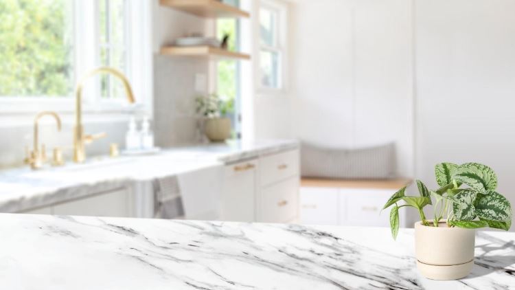 💫 Nuevo producto!!! 😍 conoces las láminas de mármol de pvc?? Son una  increíble opción para revestir baños, cocinas, paredes. 📏 Medidas: 2…